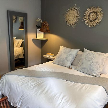 Luxury Upmarket Guesthouse 20 On 4Th Rustenburg Exterior photo