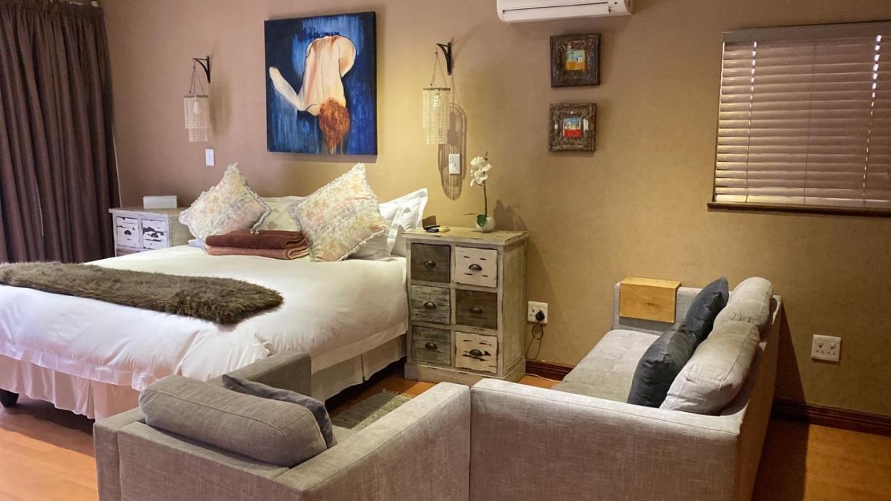 Luxury Upmarket Guesthouse 20 On 4Th Rustenburg Exterior photo