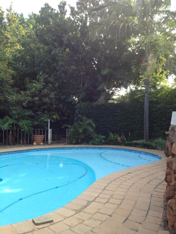 Luxury Upmarket Guesthouse 20 On 4Th Rustenburg Exterior photo